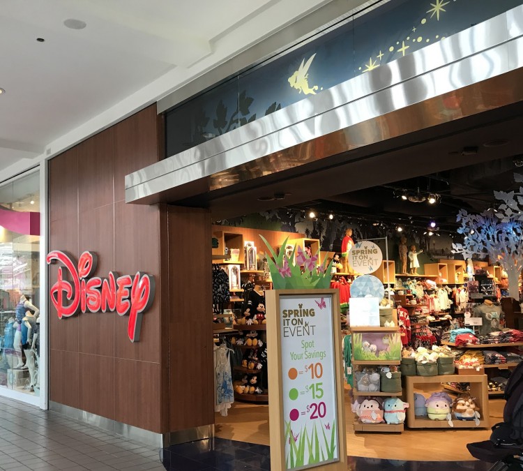 Disney Store (Santa&nbspAna,&nbspCA)